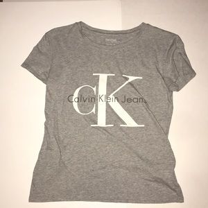 Grey Calvin Klein T-shirt